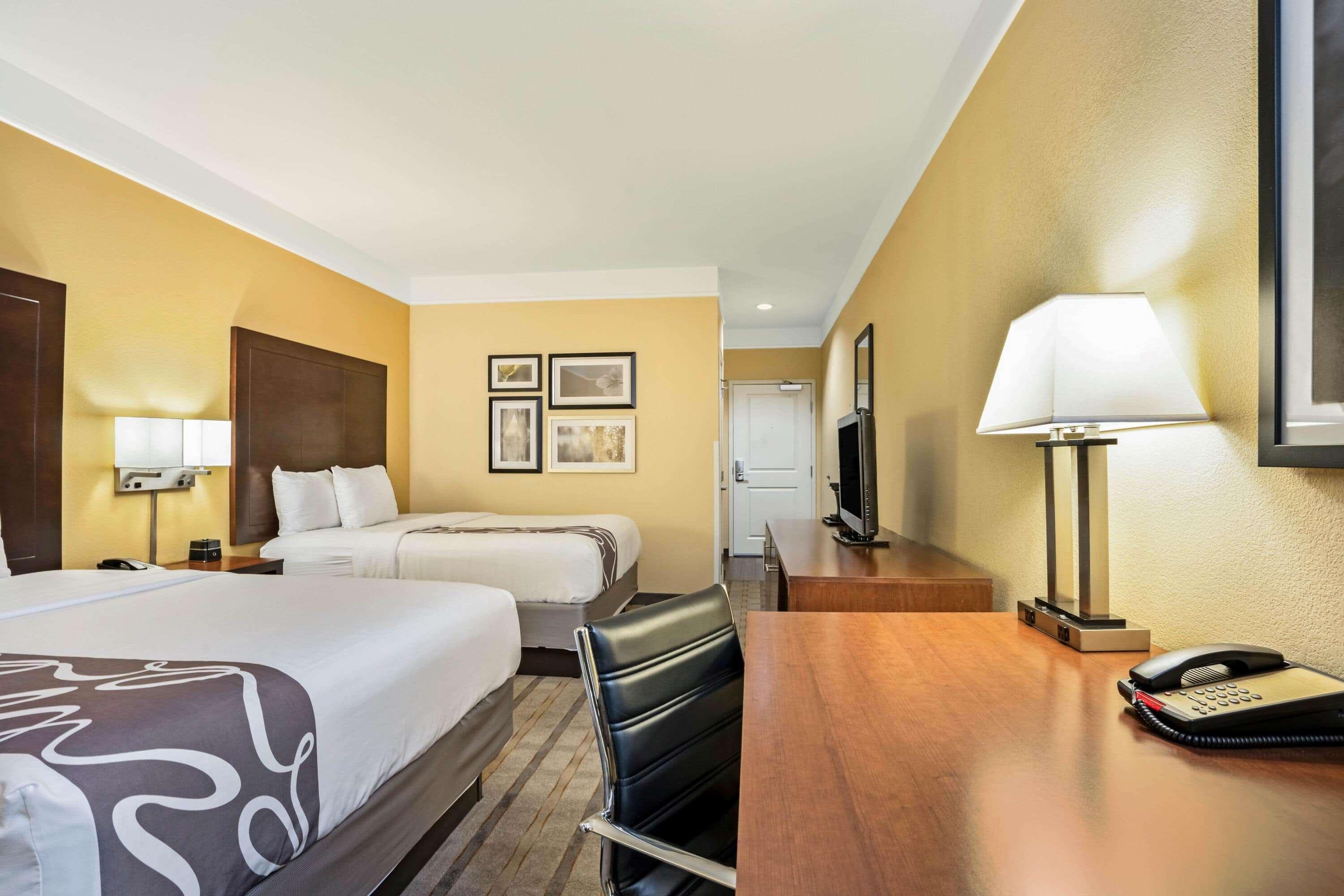 La Quinta By Wyndham Houston Nw Beltway8/Westrd Hotel Jersey Village Bagian luar foto