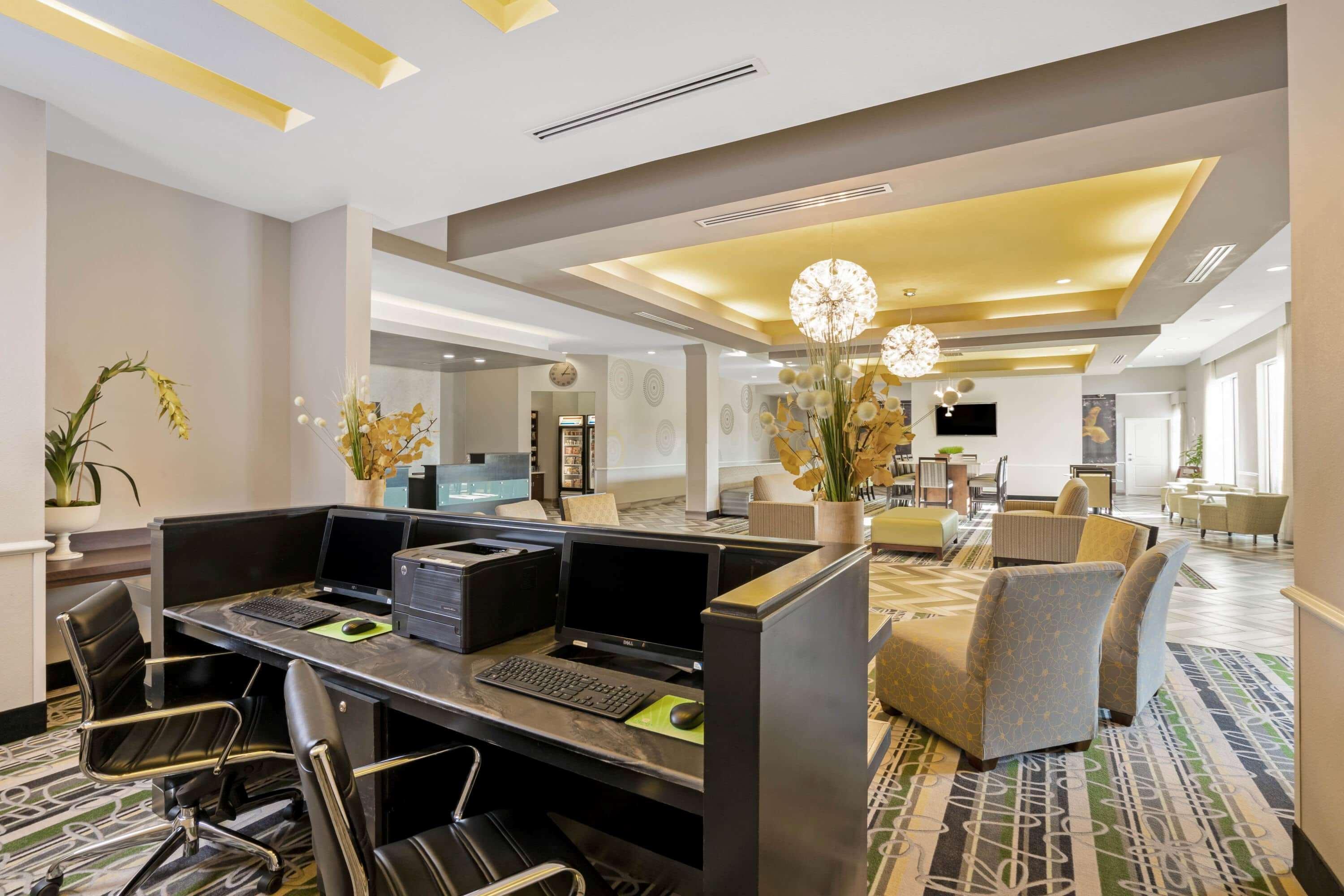 La Quinta By Wyndham Houston Nw Beltway8/Westrd Hotel Jersey Village Bagian luar foto