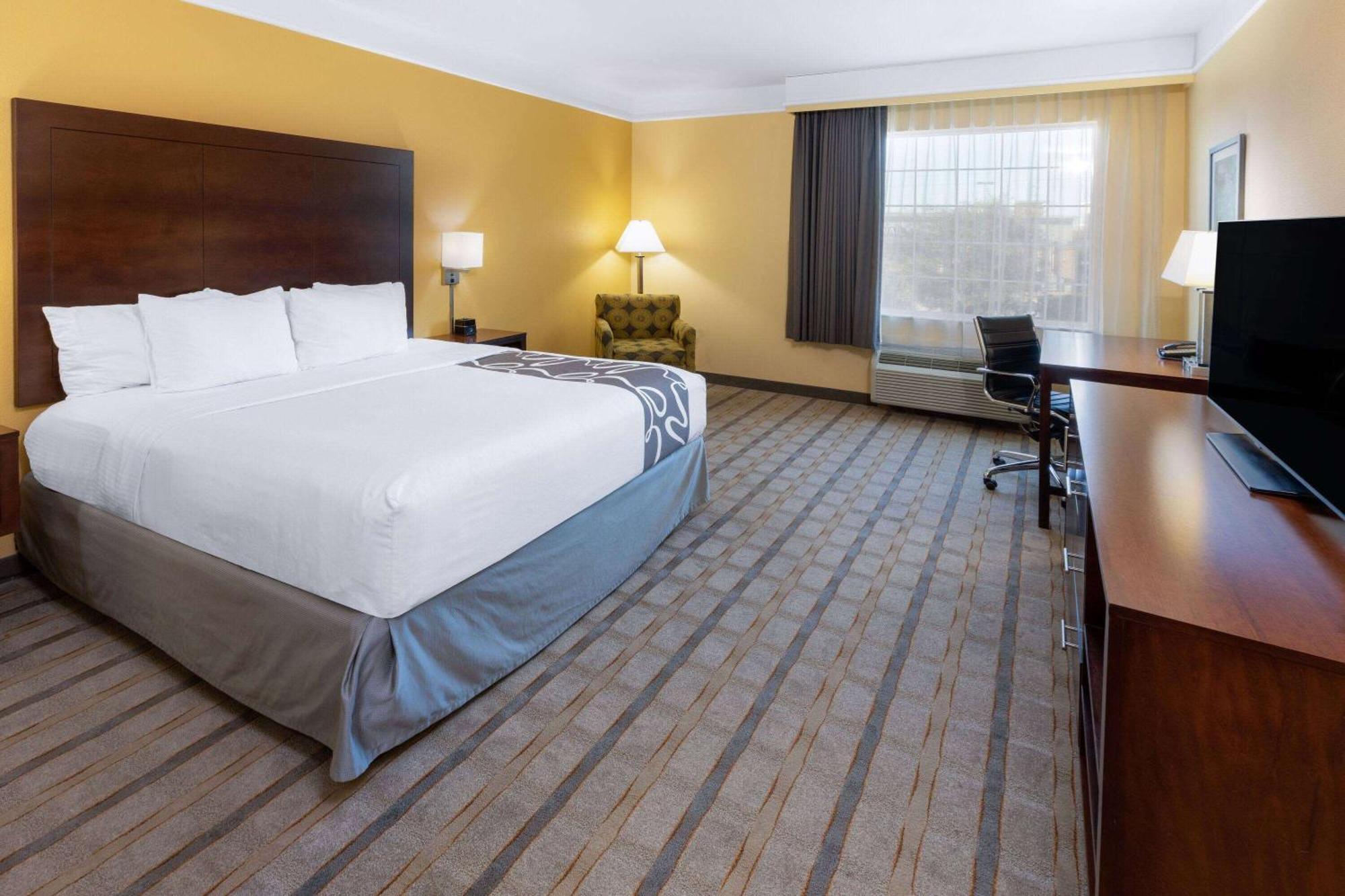 La Quinta By Wyndham Houston Nw Beltway8/Westrd Hotel Jersey Village Bagian luar foto