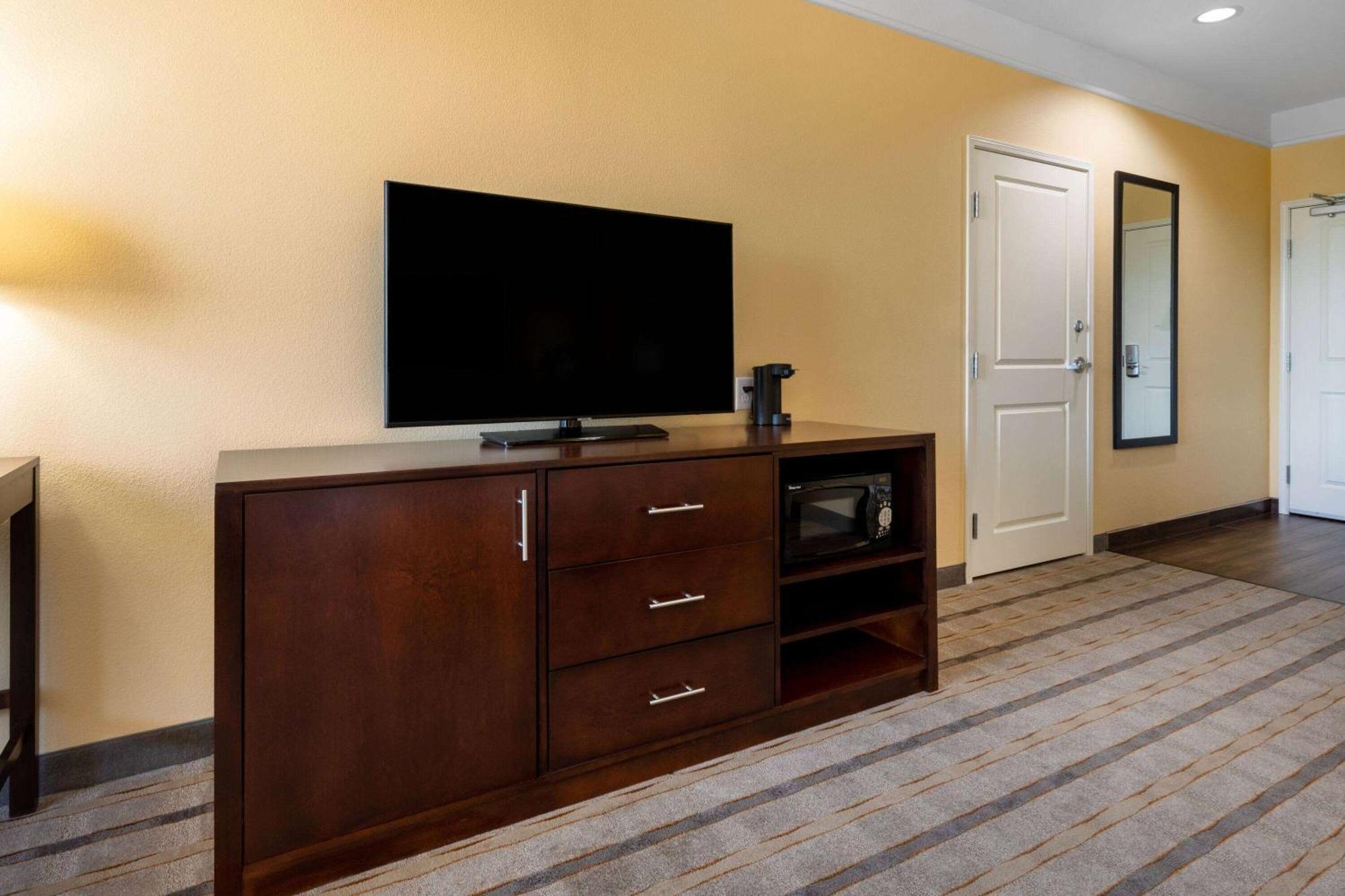 La Quinta By Wyndham Houston Nw Beltway8/Westrd Hotel Jersey Village Bagian luar foto